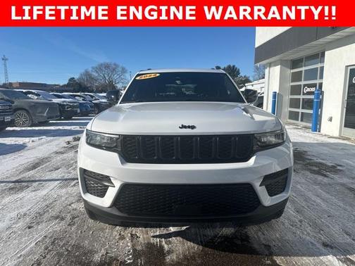 2024 Jeep Grand Cherokee Altitude