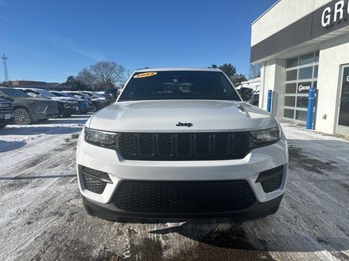 2024 Jeep Grand Cherokee Altitude