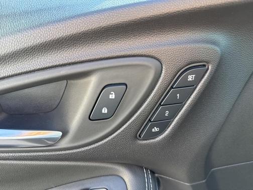 2025 Buick Encore GX Avenir