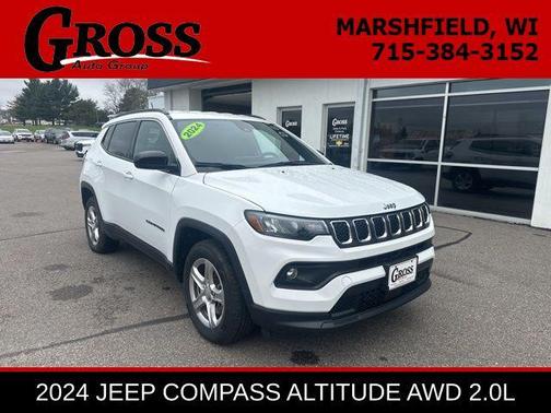 Bright White Clearcoat 2024 Jeep Compass Latitude
