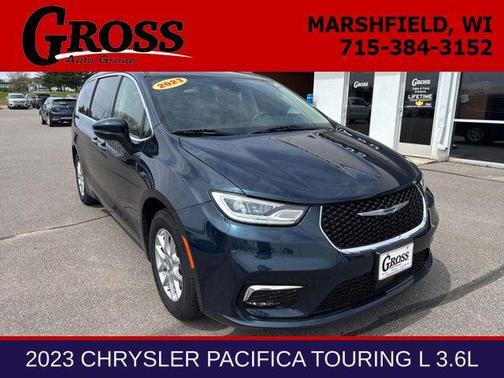 Fathom Blue Pearlcoat 2023 Chrysler Pacifica Touring L