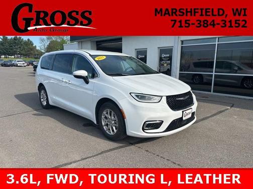2023 Chrysler Pacifica Touring L