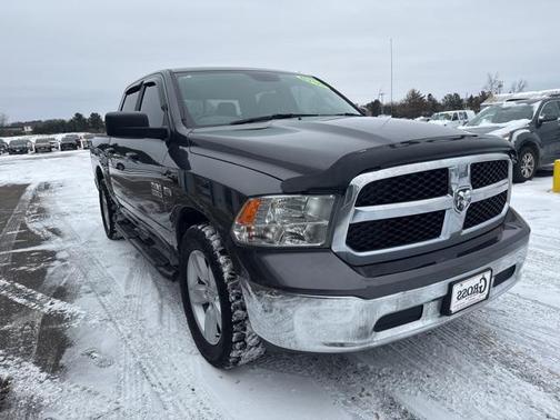 2019 RAM 1500 SLT