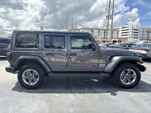 2021 Jeep Wrangler Unlimited Sahara