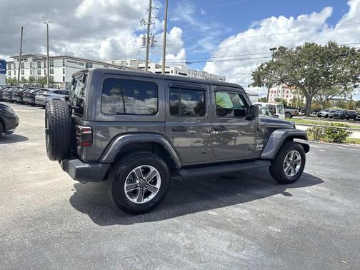 2021 Jeep Wrangler Unlimited Sahara