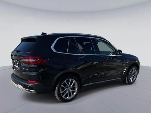 2022 BMW X5 PHEV xDrive45e