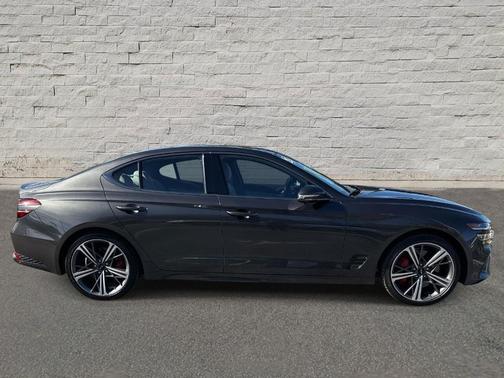 2025 Genesis G70 3.3T Sport Prestige