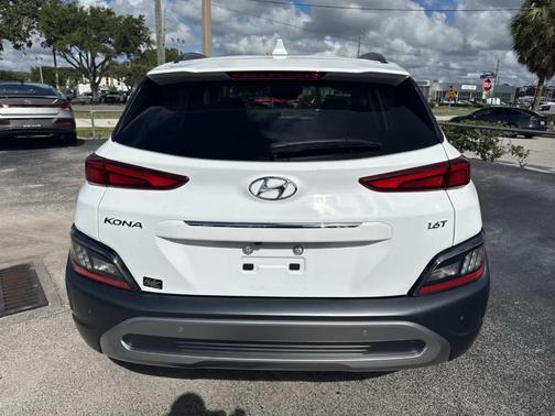 2023 Hyundai KONA Limited
