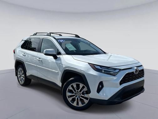2024 Toyota RAV4 XLE Premium