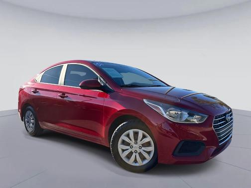 2022 Hyundai Accent SE