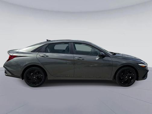 Amazon Gray 2026 Hyundai ELANTRA SEL Sport