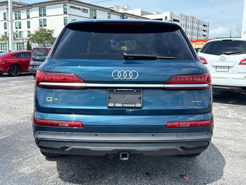 2021 Audi Q7 55 Premium Plus