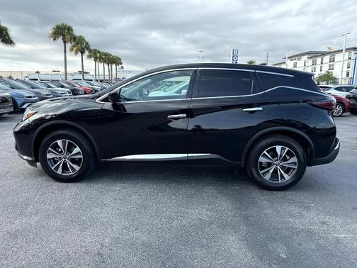 2023 Nissan Murano S