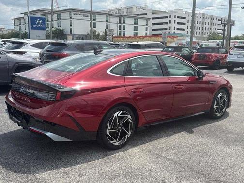 2024 Hyundai SONATA SEL