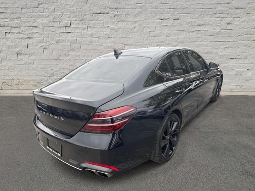2023 Genesis G70 2.0T