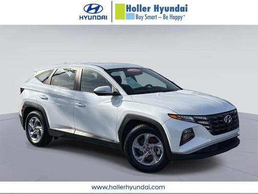 2022 Hyundai TUCSON SE