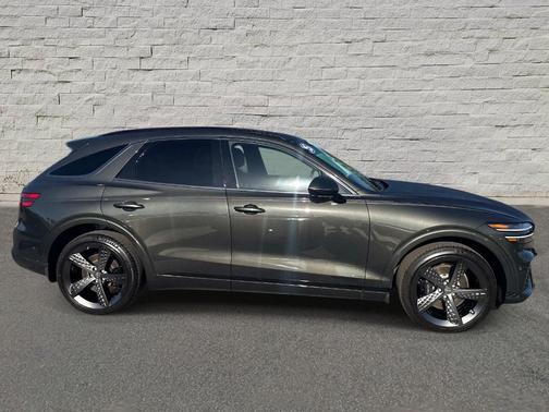 Green 2025 Genesis GV70 2.5T