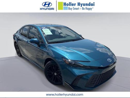 Ocean 2025 Toyota Camry SE