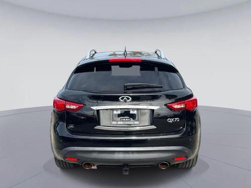 2014 INFINITI QX70 Base