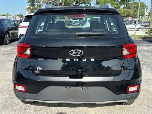 2020 Hyundai VENUE SEL