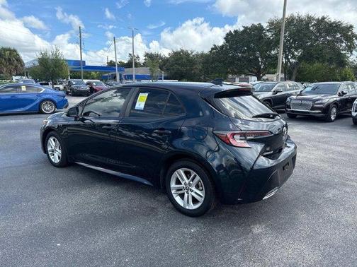 2021 Toyota Corolla Hatchback SE