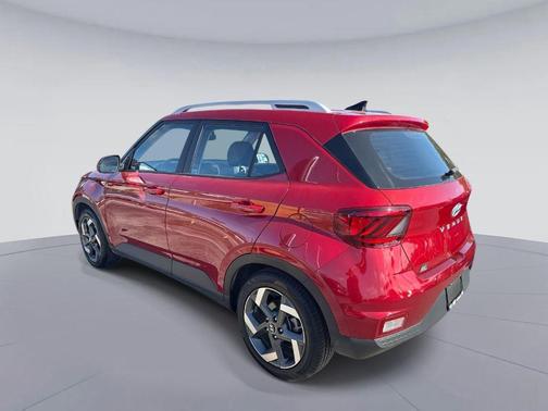 2022 Hyundai VENUE Limited