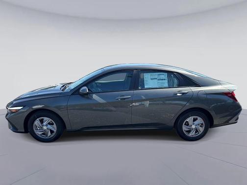 Amazon Gray 2026 Hyundai ELANTRA SE