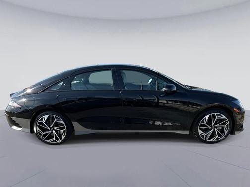 2025 Hyundai IONIQ 6 Limited