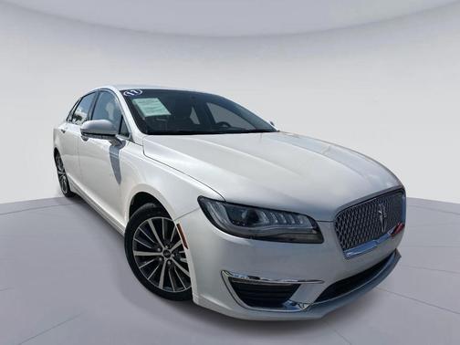 2017 Lincoln MKZ Select