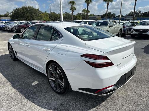 2025 Genesis G70 2.5T