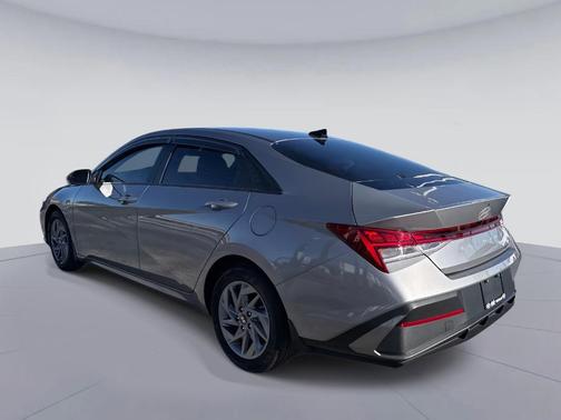 2025 Hyundai ELANTRA HEV Blue