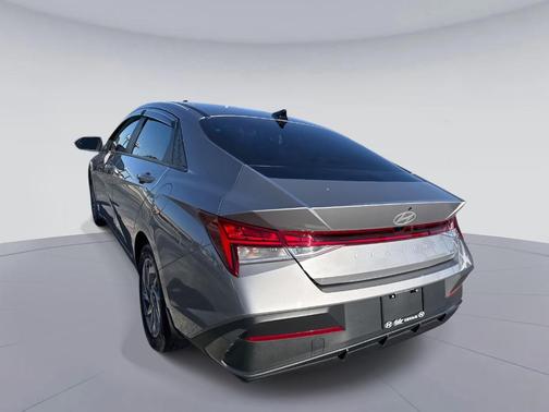 2025 Hyundai ELANTRA HEV Blue