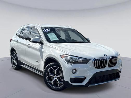 Alpine White 2018 BMW X1 sDrive28i