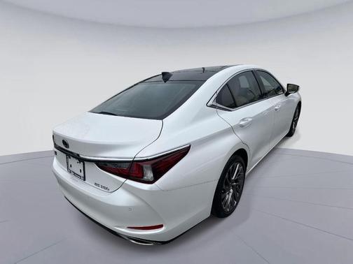 2024 Lexus ES 350 Luxury