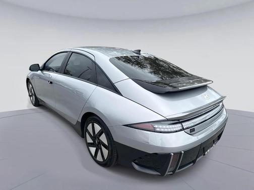 2023 Hyundai IONIQ 6 SE