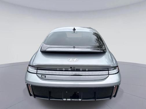 2023 Hyundai IONIQ 6 SE