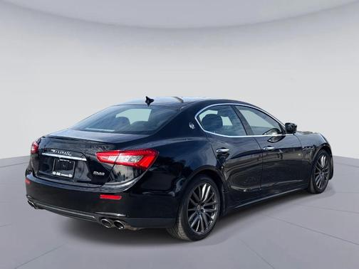 2015 Maserati Ghibli Base