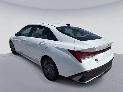 2025 Hyundai ELANTRA HEV Blue