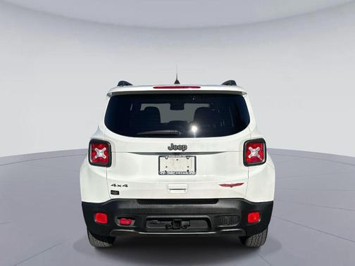 2018 Jeep Renegade Trailhawk