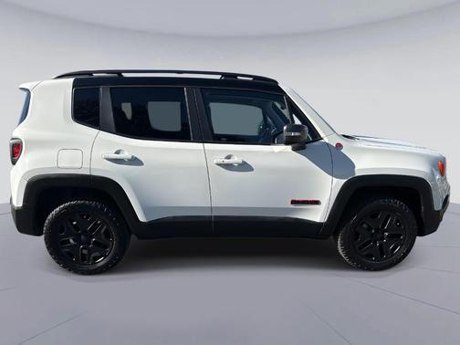2018 Jeep Renegade Trailhawk