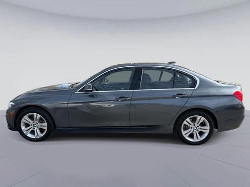 2018 BMW 330 i xDrive