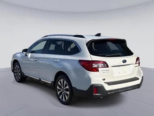 2019 Subaru Outback 2.5i Touring