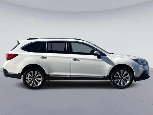 2019 Subaru Outback 2.5i Touring
