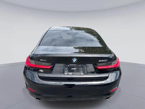 2020 BMW 330 i xDrive