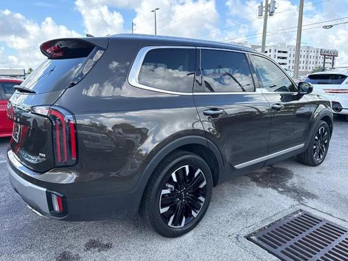 2023 Kia Telluride SX