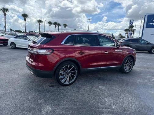 2019 Lincoln Nautilus Reserve