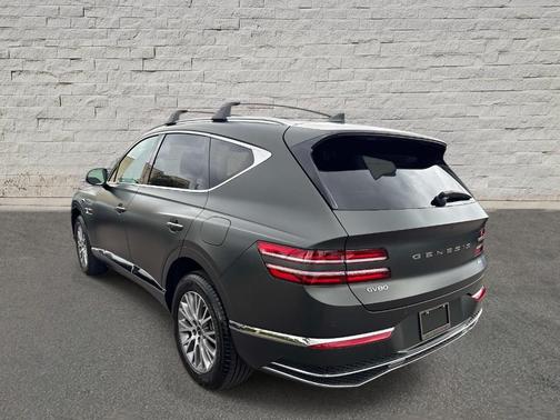 Green Matte 2025 Genesis GV80 2.5T Standard