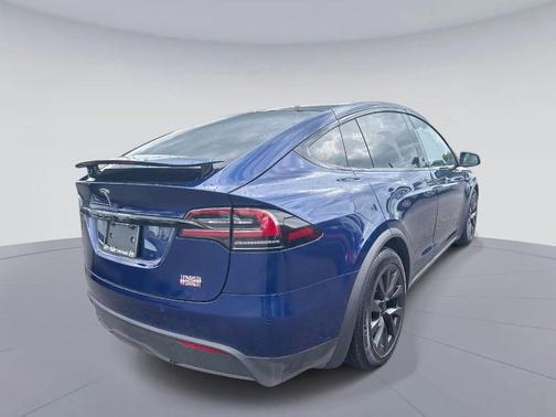 2022 Tesla Model X Plaid