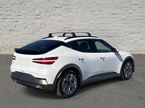 2025 Genesis GV60 Standard