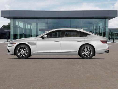 Uyuni White 2026 Genesis G80 2.5T